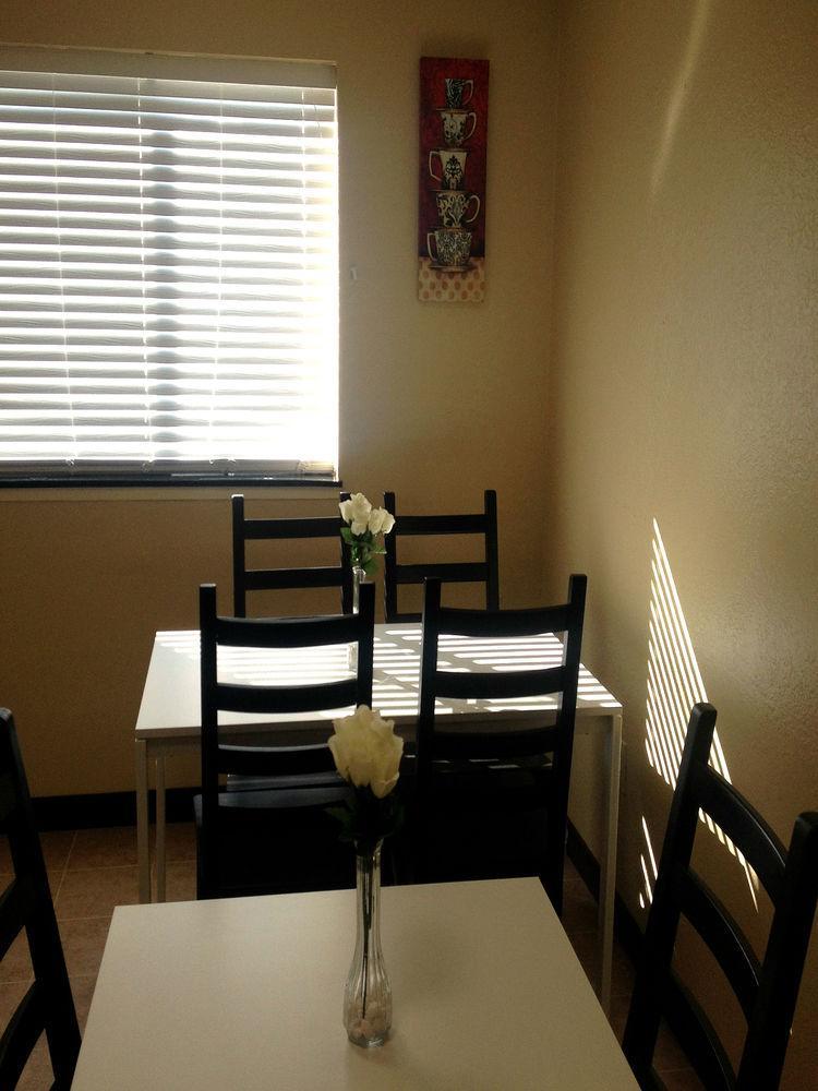 哥伦布机场速8酒店 外观 照片